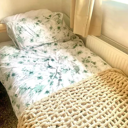 Small Comfy In Family Privat bolig *